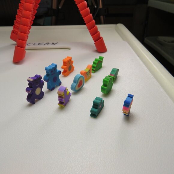 Easter Egg Filler: Small Erasers (24 items) Bears, Frogs etc. - Picture 4 of 8